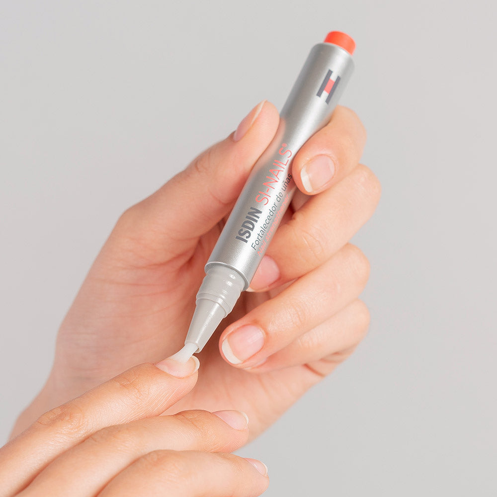 SI-NAILS FORTALECEDOR DE UÑAS 2.5 ML.